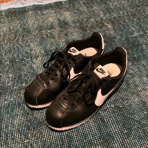 Nike Classic Cortez - Black Womens